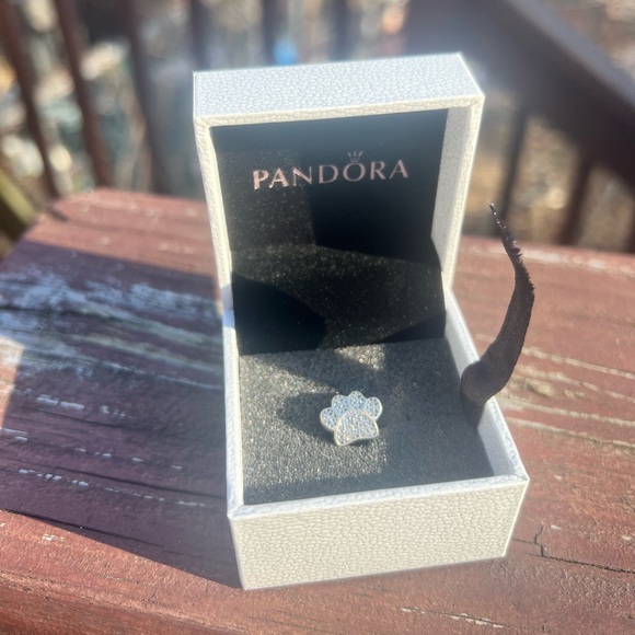 Pandora bracelet pet paw bedazzled charm. - Picture 3 of 5